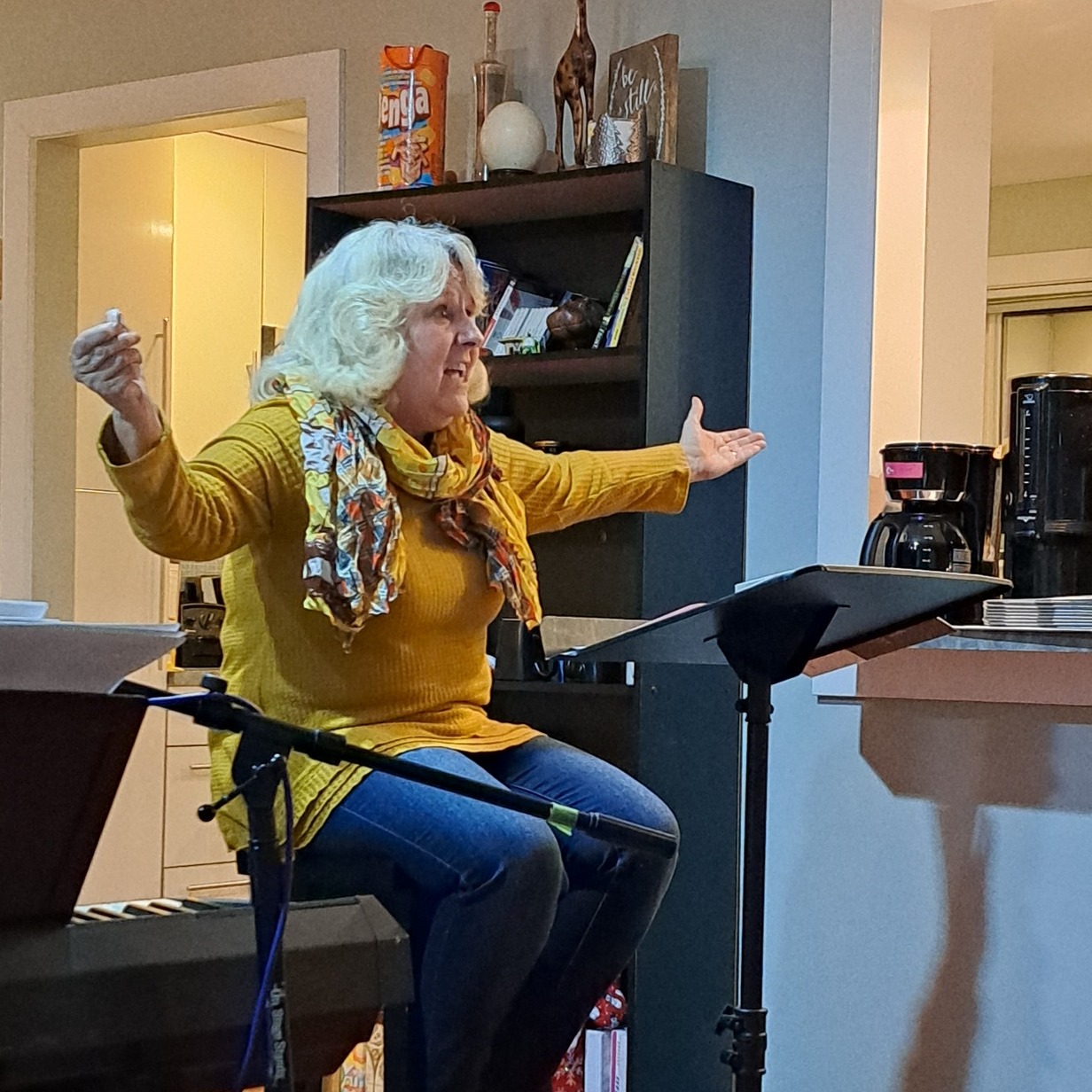 Deb teaches Nothing Hidden Ministry, at our Dwelling Place potluck. Taking thoughts captive, nailing them to the cross, and choosing God's thoughts and gifts about me. A powerful time transforming our minds to think more like God. Thank you Deb Wood 
.
.