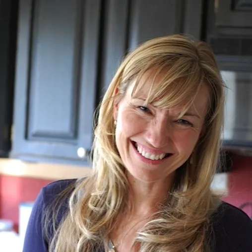 @darleneunrau from radicalrelationships.love is coming to to equip us with invaluable insights on wholehearted relationships and sexuality. Darlene is one of our most requested speakers on this subject, and it's no surprise! Every time she speaks, students can't get enough of her wisdom and guidance. That's why, this year, we've extended her time with us to THREE sessions instead of just one! If you're fortunate enough to be part of this empowering experience, don't forget to share your support and give kudos in the comments below. Join us Jan for to hear from Darlene and other great speakers.