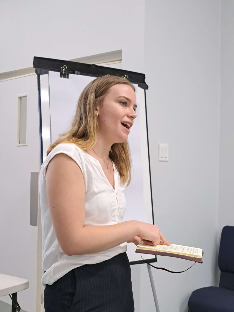 Kaitlyn teaching in Jamaica on Kingdom Vision - YWAM Kelowna Ignite outreach 